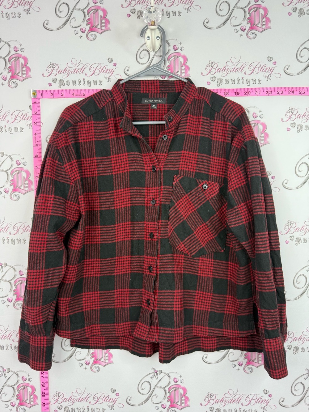 Banana Republic shirt Red and Black Plaid Button-Down Shirt